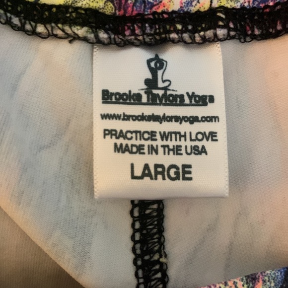 Brooks Taylor Yoga Pants, EUC, worn 2x, Size L, Long Boot Cut, Amazing Stretch - Picture 5 of 5